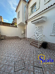 Foto Casa indipendente in via fratelli kennedy, Portico di Caserta Centro