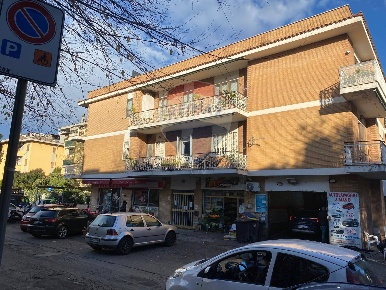 Foto Box in Via Antonio Fantinoli, Marino Cava dei Selci di 60 m²