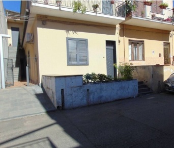 Foto Casa indipendente in Via Don Luigi Sturzo 11, Fiumefreddo di Sicilia