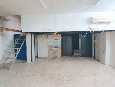 Foto Box a Bitonto di 50 m² con 1 locali in vendita