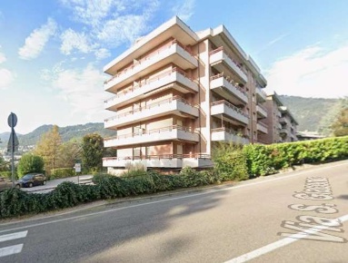 Foto Appartamento in Via S. Giacomo 48, Como Sagnino di 129 m² con 4 locali