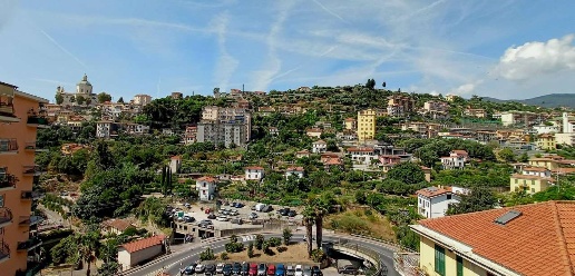 Foto Appartamento in via dante alighieri, Sanremo Baragallo di 60 m²