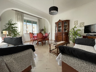Foto Appartamento in Piazza del Monastero 2, Genova Sampierdarena di 91 m²
