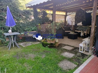 Foto Appartamento a Montignoso Marina Verde, Renella di 85 m² con 4 locali