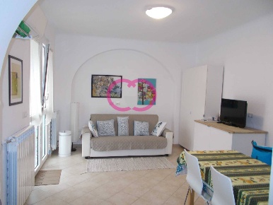 Foto Appartamento in Via Montenero, Varazze Centro di 70 m² con 2 locali