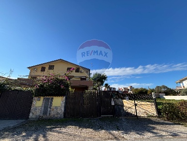 Foto Casa indipendente in delle alghe marine 67, Ardea di 66 m² in vendita