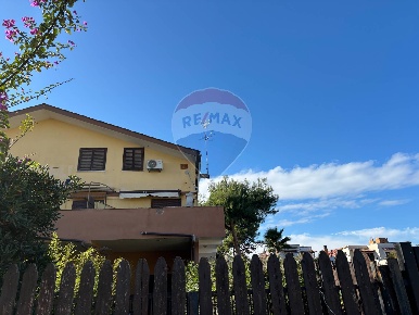 Foto Casa indipendente in delle alghe marine, Ardea di 66 m² con 4 locali