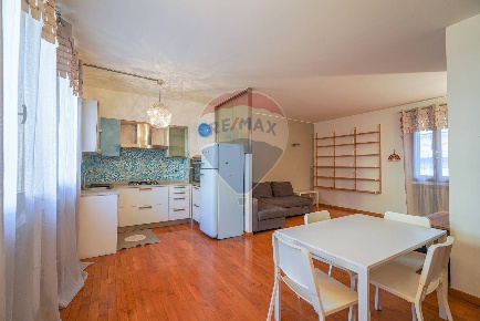 Foto Appartamento in via d'Alzano, Bergamo Stazione di 93 m² con 3 locali