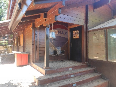 Foto Villa singola in c/da San Nicola, Cerisano di 200 m² con 9 locali