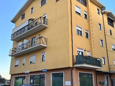 Foto Appartamento in Via Massimiliano Kolbe 24, Avezzano Centro di 48 m²