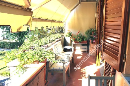 Foto Appartamento a Massa Marina di Massa Centro di 70 m² con 3 locali