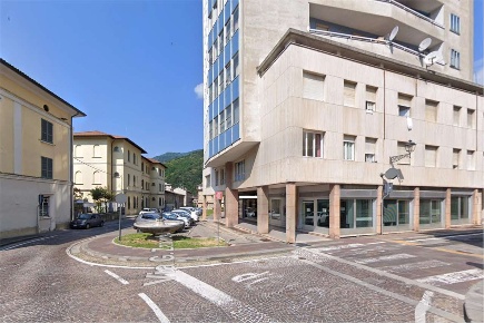Foto Appartamento in Via Zanardelli 8, Sarezzo Centro di 141 m² all'asta