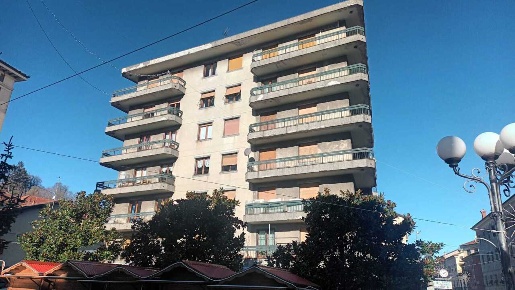 Foto Appartamento in Piazza Enrico Macciò 11, Busalla Centro di 110 m²