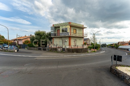 Foto Terreno agricolo in Via Cerza 35, San Gregorio di Catania di 2110 m²