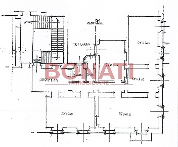 Foto Ufficio a La Spezia Centro Storico di 210 m² con 8 locali in affitto