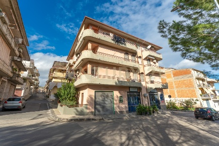 Foto Appartamento in Via Montegrappa 35, Ramacca di 130 m² con 3 locali