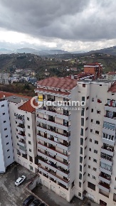 Foto Appartamento in Via Anzio 35, Potenza Centro di 152 m² con 8 locali
