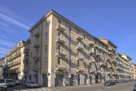Foto Appartamento in via Livorno 9, Torino Don Bosco di 95 m² con 4 locali