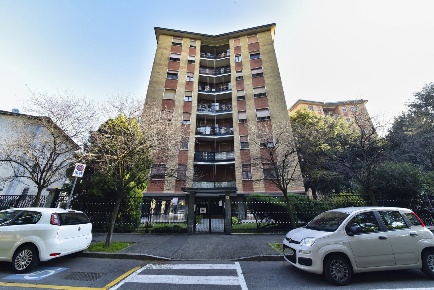Foto Appartamento in Via CHERUBINI 9, Paderno Dugnano Semicentro di 90 m²