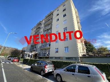 Foto Appartamento in GIAMBATTISTA VICO, Mozzo Centro di 90 m² con 3 locali