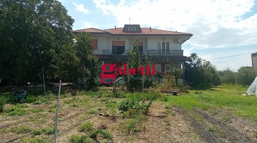 Foto Villa singola a Rimini Santa Giustina - San Vito di 239 m² in vendita