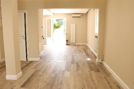 Foto Villa a schiera a Lastra a Signa Centro di 121 m² con 5 locali