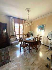 Foto Appartamento a Padova Guizza di 80 m² con 5 locali in vendita