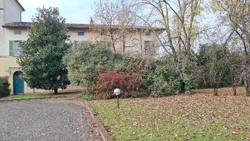 Foto Villa bifamiliare a Piacenza Besurica di 240 m² con 4 locali