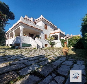 Foto Villa bifamiliare a Anzio Villa Claudia di 138 m² con 6 locali