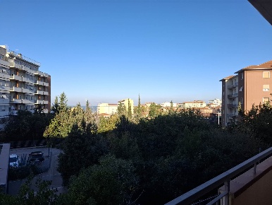 Foto Appartamento a Ancona di 98 m² con 3 locali in vendita