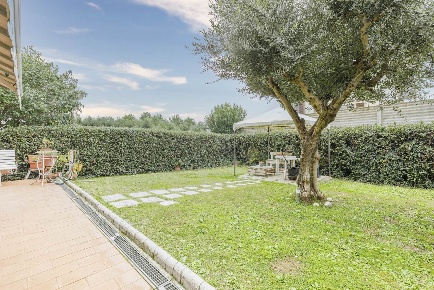 Foto Appartamento in via Gabriele D'Annunzio, Campi Bisenzio Torricella