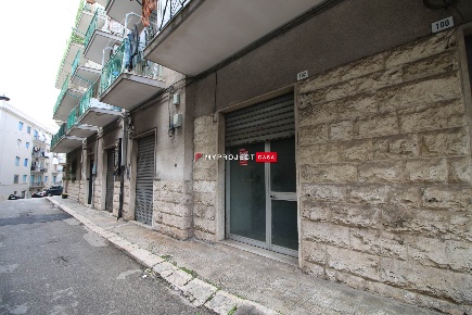Foto Laboratorio in Via Trento  102, Martina Franca di 88 m² con 1 locali