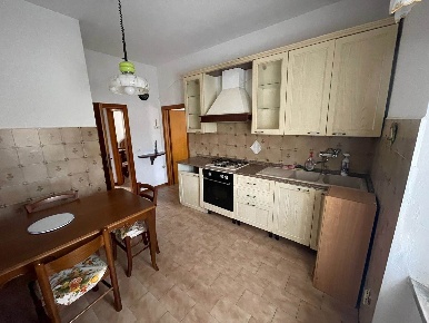 Foto Appartamento a Cecina Cecina Centro di 75 m² con 3 locali in vendita