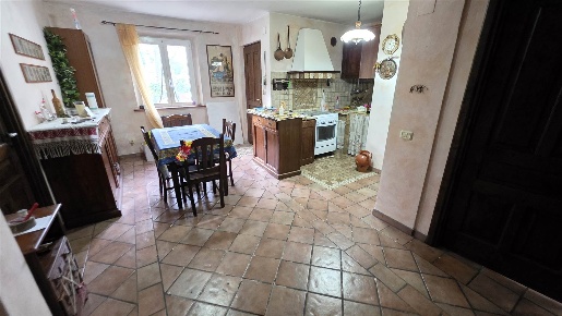 Foto Appartamento a Ancona Collemarino di 65 m² con 5 locali in vendita