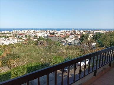 Foto Villa unifamiliare in Via Giovannino 7, Catania di 240 m² con 6 locali