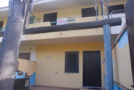 Foto Appartamento in Località Baia dell'Est 81, Stalettì Caminia di 88 m²