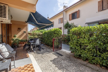 Foto Villa a schiera in Via Dei Pini, Fonte Nuova Tor Lupara di 170 m²