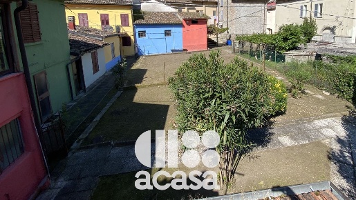 Foto Appartamento a Mercato Saraceno Centro di 79 m² con 3 locali