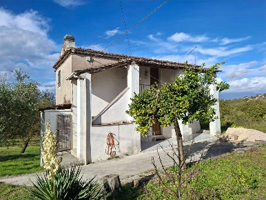 Foto Casa indipendente in VIA PESCARA SNC, Pofi di 159 m² con 5 locali