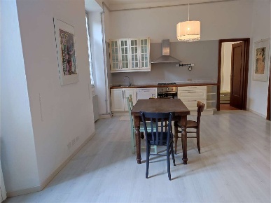 Foto Appartamento in via volta  15, Cernobbio di 70 m² con 2 locali