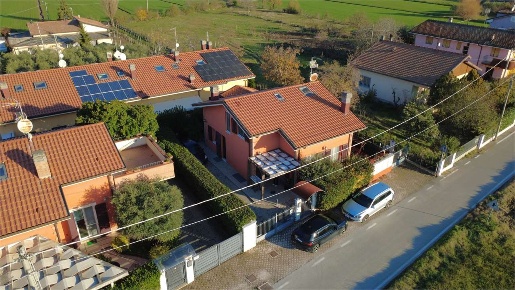 Foto Villa unifamiliare in Via delle Cascine 34, Rimini Viserbella