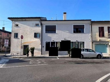 Foto Appartamento in via Unione 1, Crocetta del Montello Ciano di 385 m²