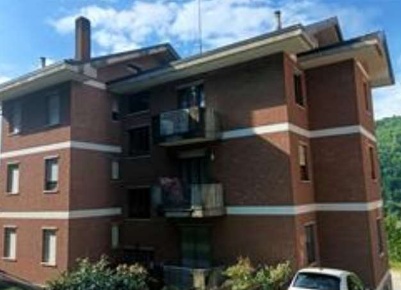 Foto Appartamento in Via Giaveno, Coazze di 92 m² con 4 locali all'asta