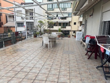 Foto Appartamento in Via Madonna del Lume, Milazzo di 175 m² con 4 locali