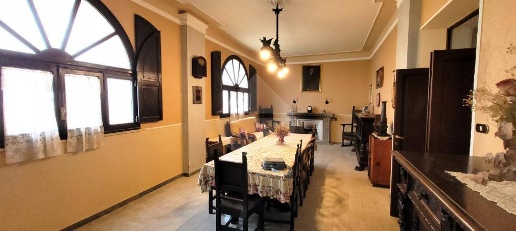 Foto Villa unifamiliare in via casale, Nepi di 394 m² in vendita