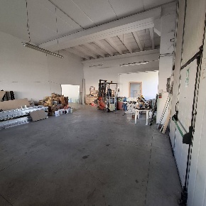 Foto Capannone industriale in via Emilia, Longiano Centro di 240 m²