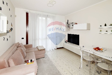 Foto Appartamento in Via Papa Giovanni Paolo II, San Giuliano Milanese