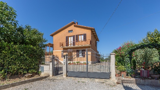 Foto Casa indipendente in Via Vittorio Emanuele 43, Castiglione del Lago