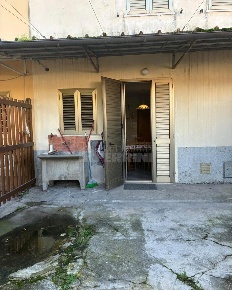 Foto Casa indipendente a Cascina Navacchio Sud di 120 m² con 6 locali