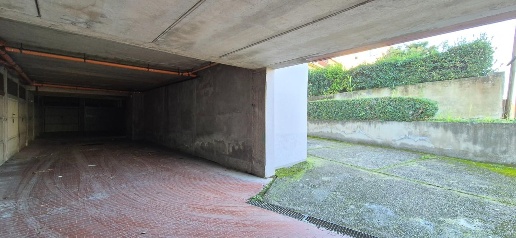 Foto Box a Pisa Pratale di 10 m² con 1 locali in vendita